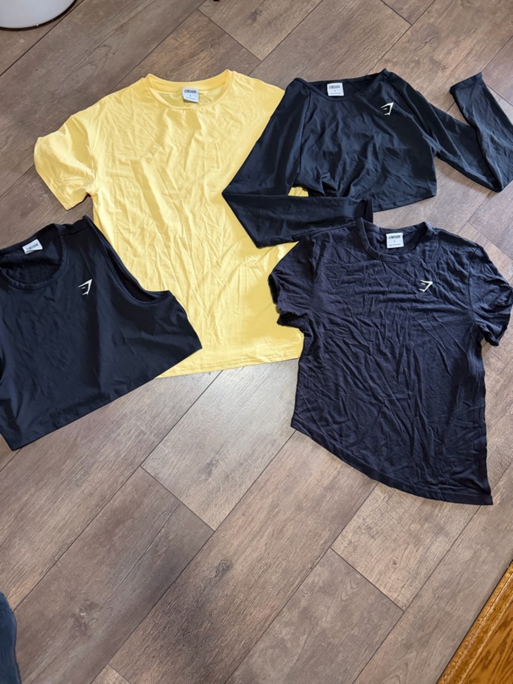 Gymshark Yellow and Black Tee Set of 4 small